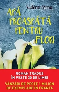 Apă proaspătă pentru flori
